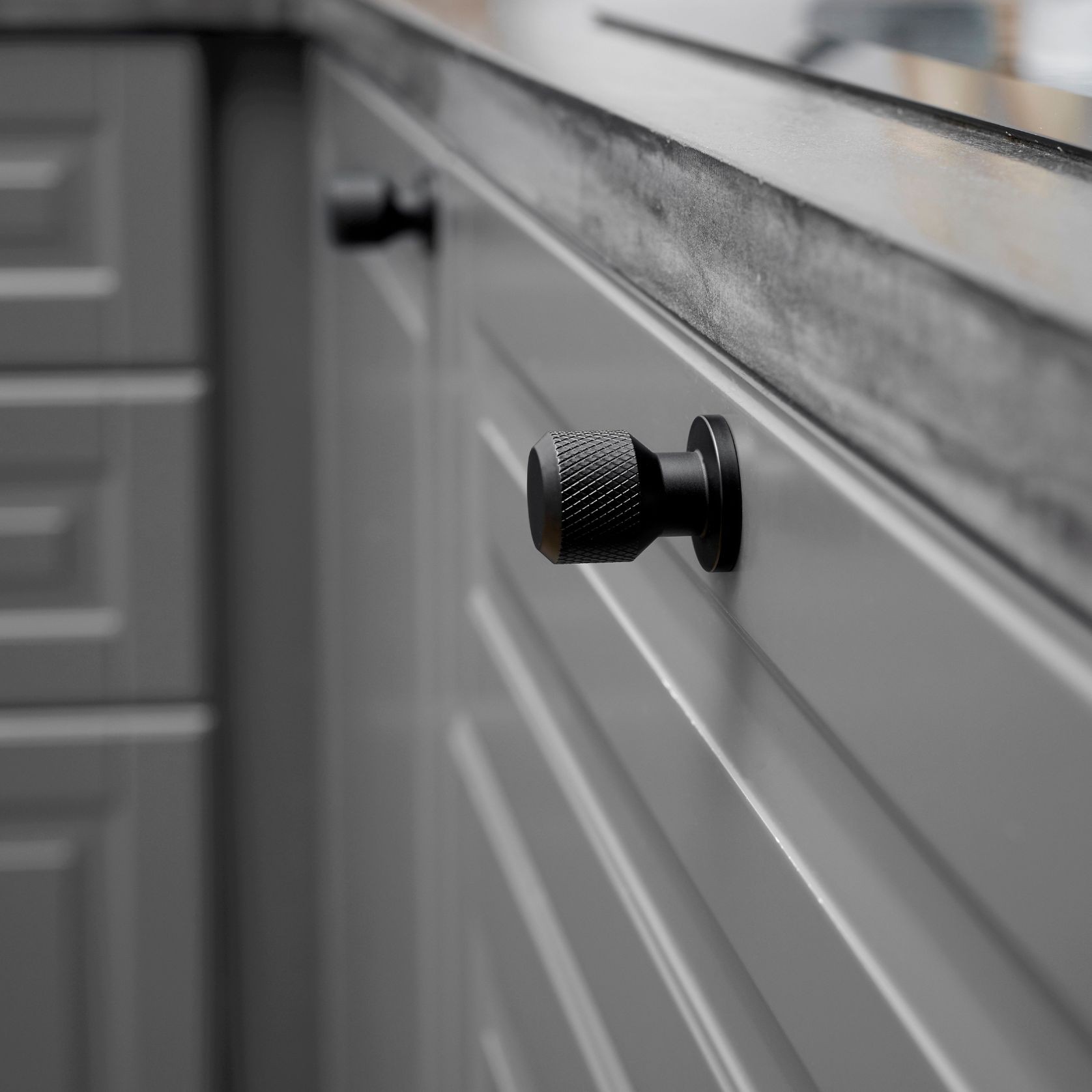 Furnipart Manor Round Knob gallery detail image