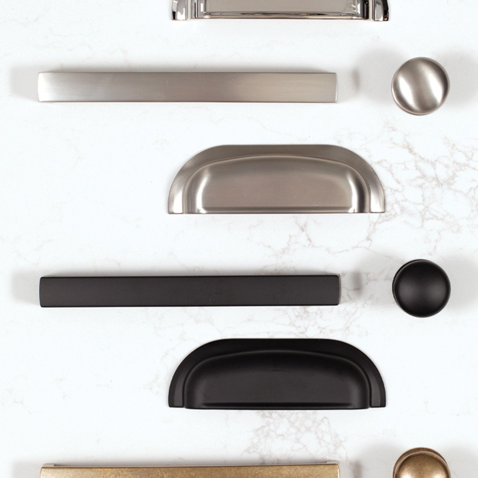 Momo Handles - New Hampton Collection gallery detail image