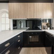 Momo Handles - New Hampton Collection gallery detail image