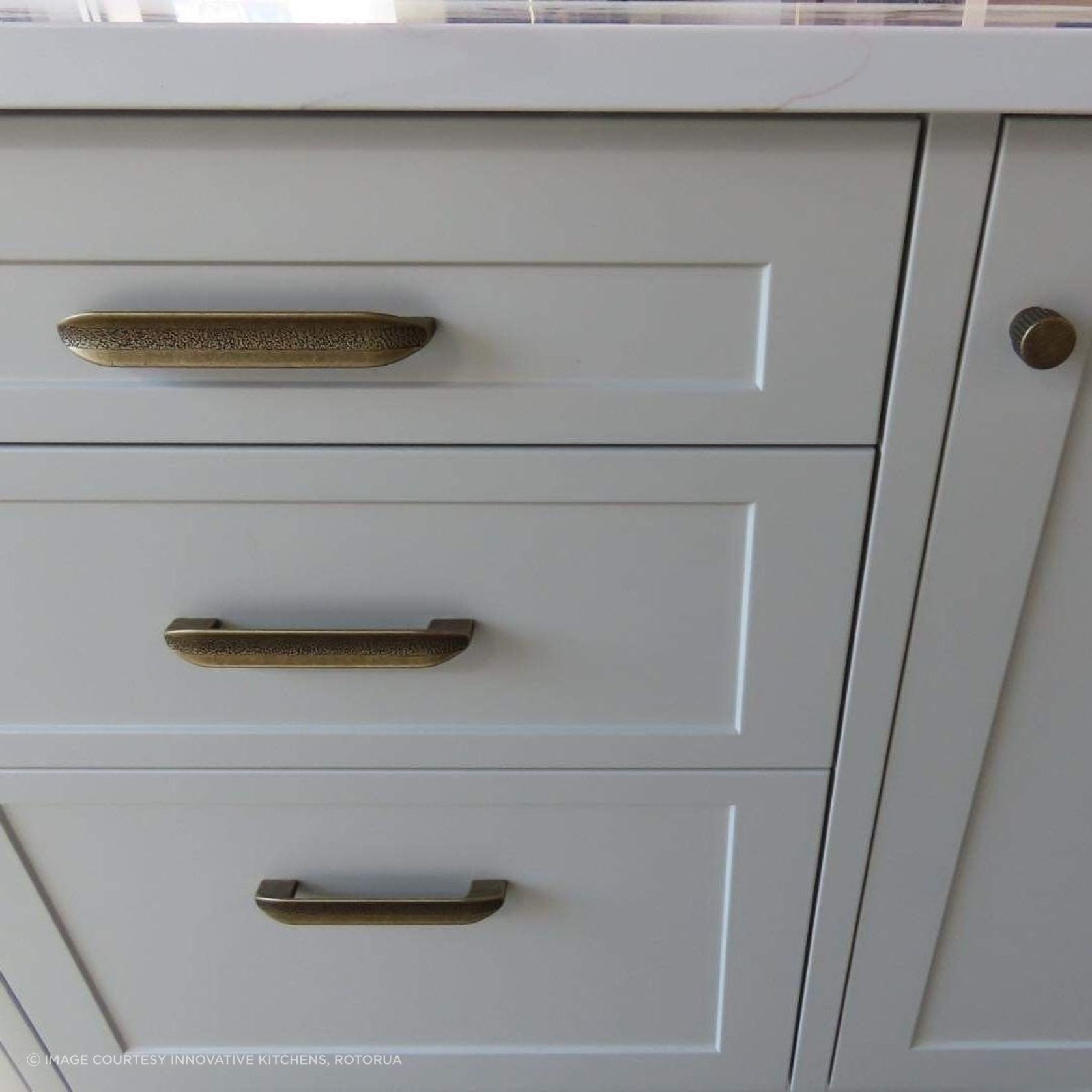 Vecchio D Handle gallery detail image