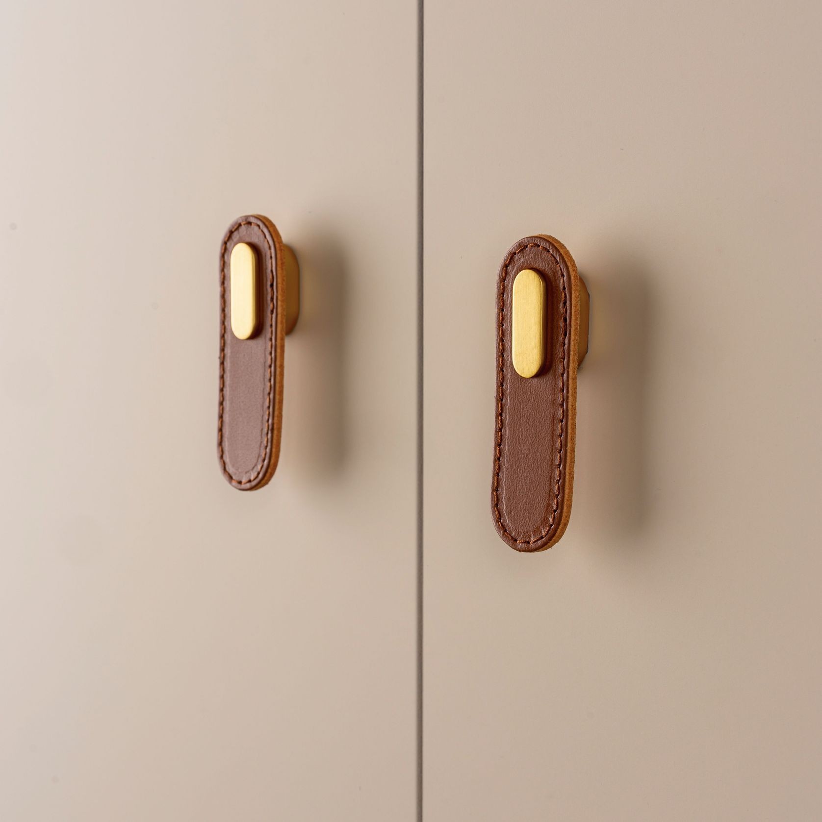 OBLONG Cabinet Handle gallery detail image
