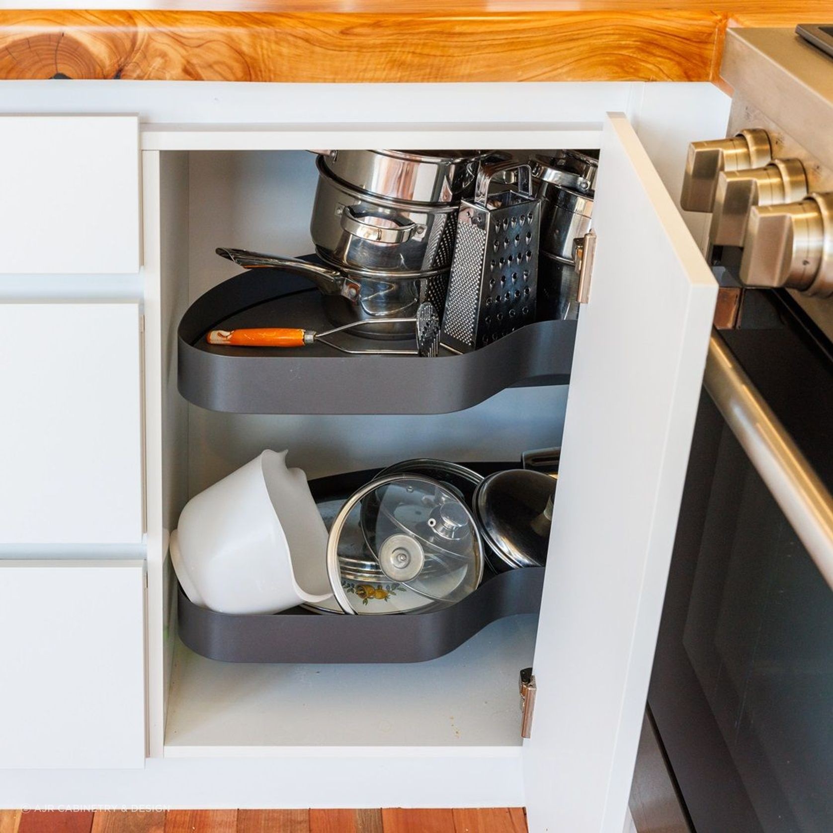 VS Cornerstone MAXX Blind Corner Unit gallery detail image