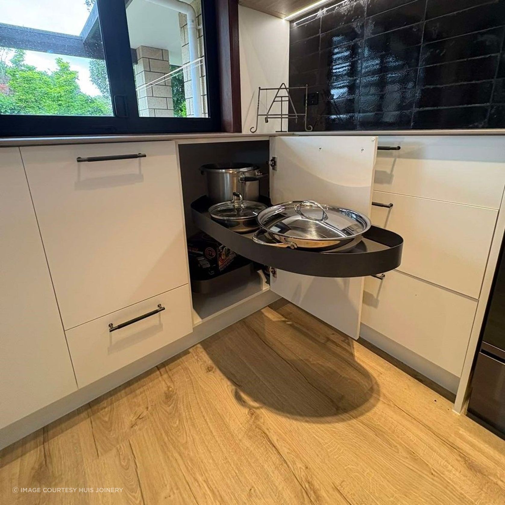 VS Cornerstone MAXX Blind Corner Unit gallery detail image