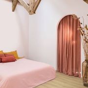 Quick-Step Classic Raw Oak Laminate Flooring gallery detail image