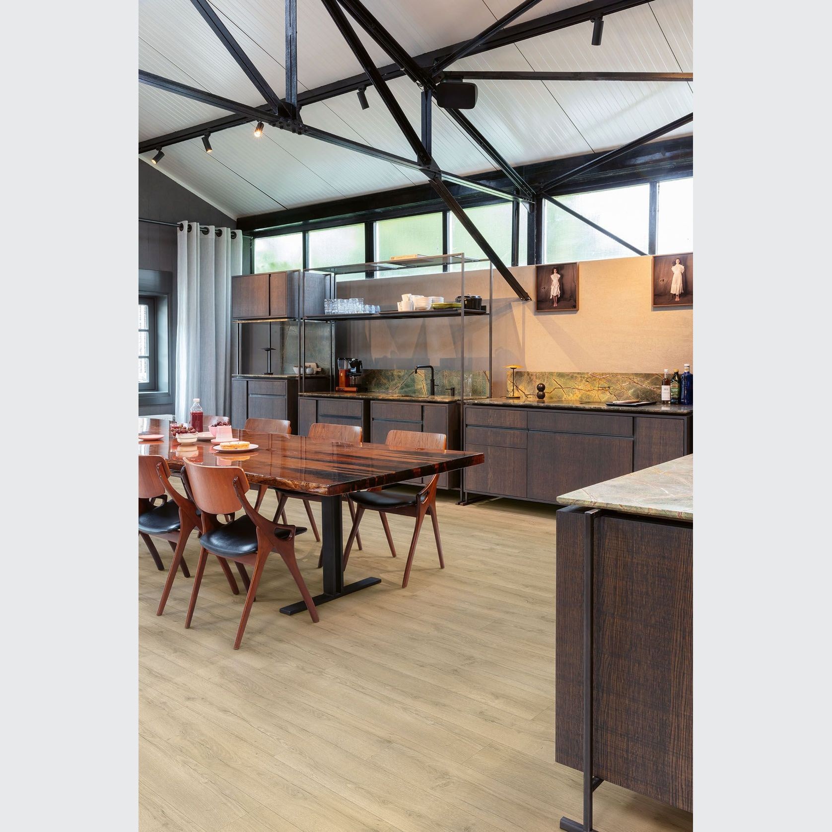 Quick-Step Classic Sandy Greige Oak Laminate Flooring gallery detail image