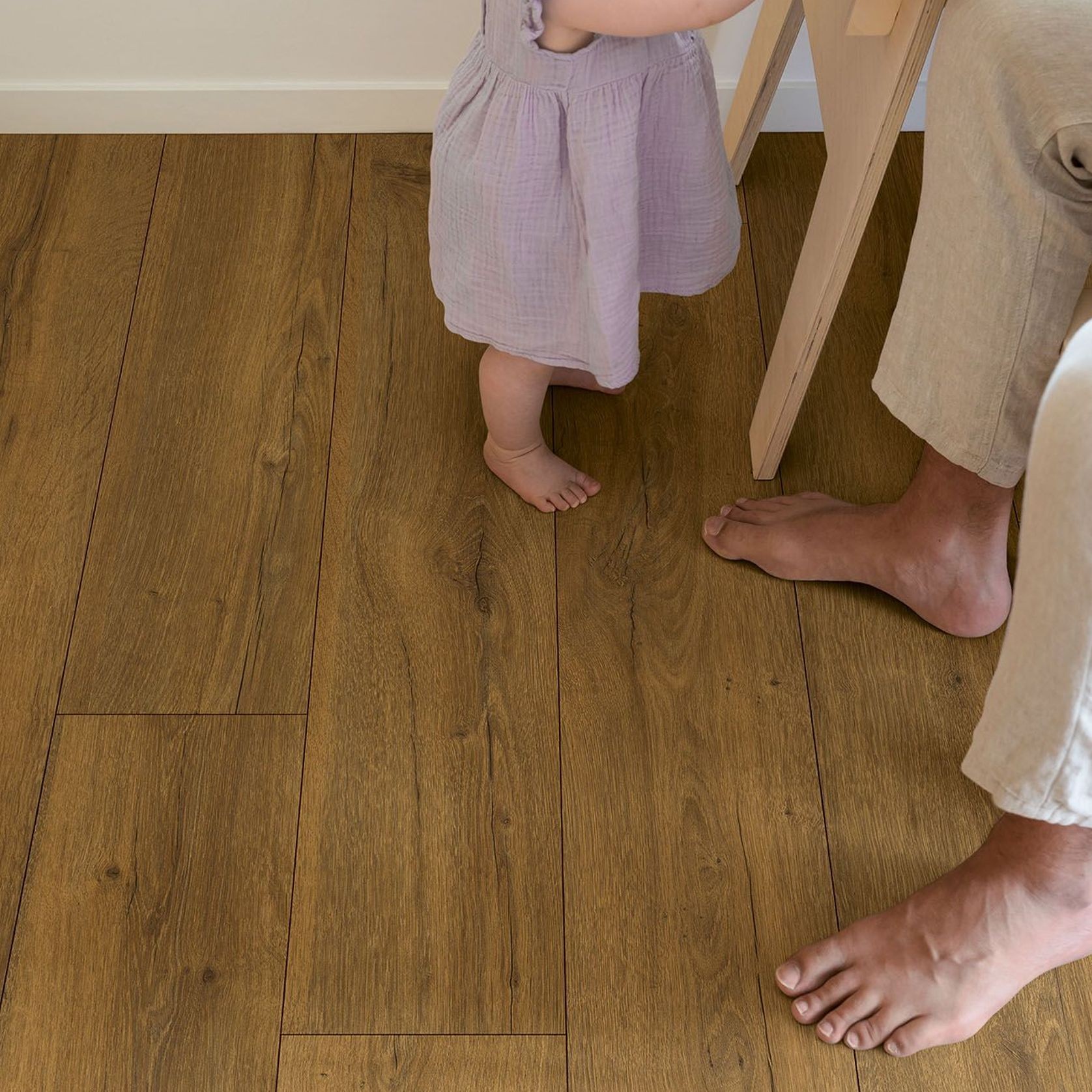 Quick-Step Classic Cocoa Brown Oak Laminate Flooring gallery detail image