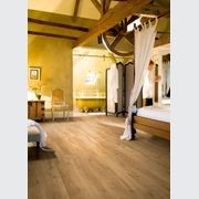 Quick-Step Impressive Classic Oak Natural Laminate Flooring gallery detail image