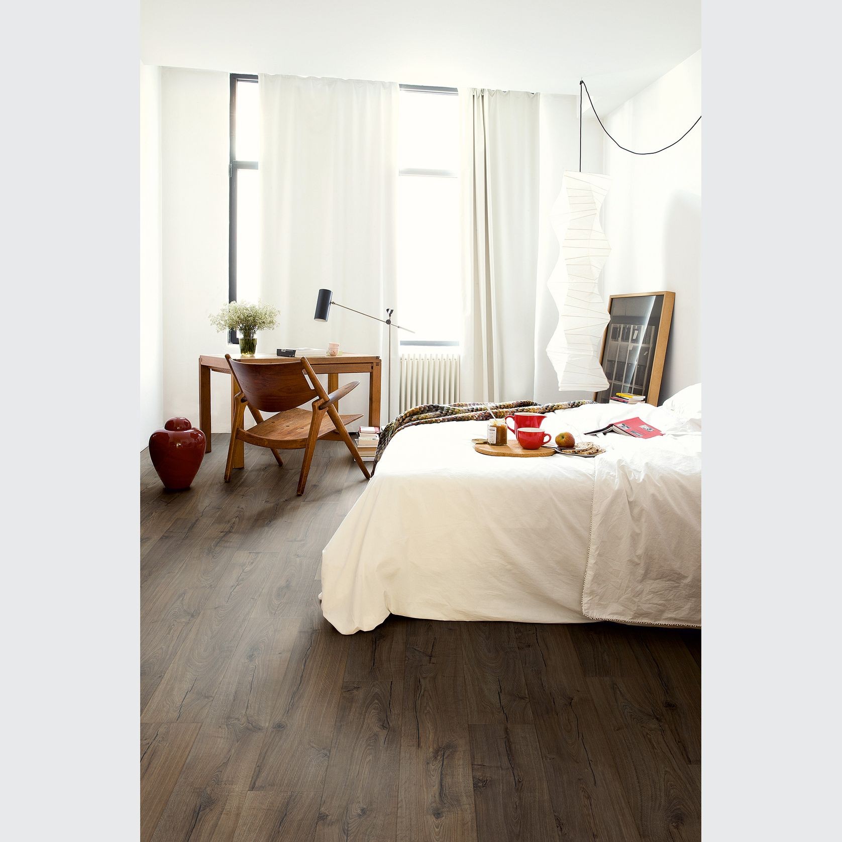 Quick-Step Impressive Classic Oak Brown Laminate Flooring gallery detail image