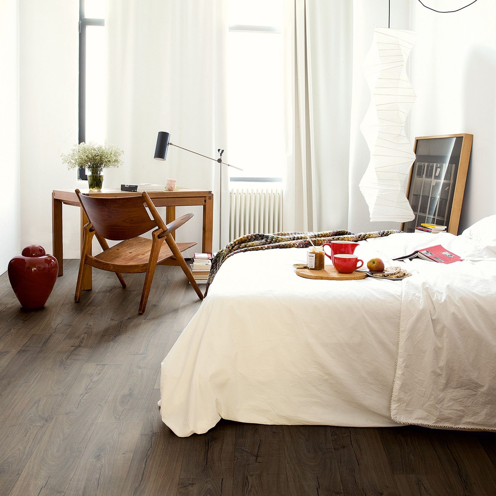 Quick-Step Impressive Classic Oak Brown Laminate Flooring gallery detail image