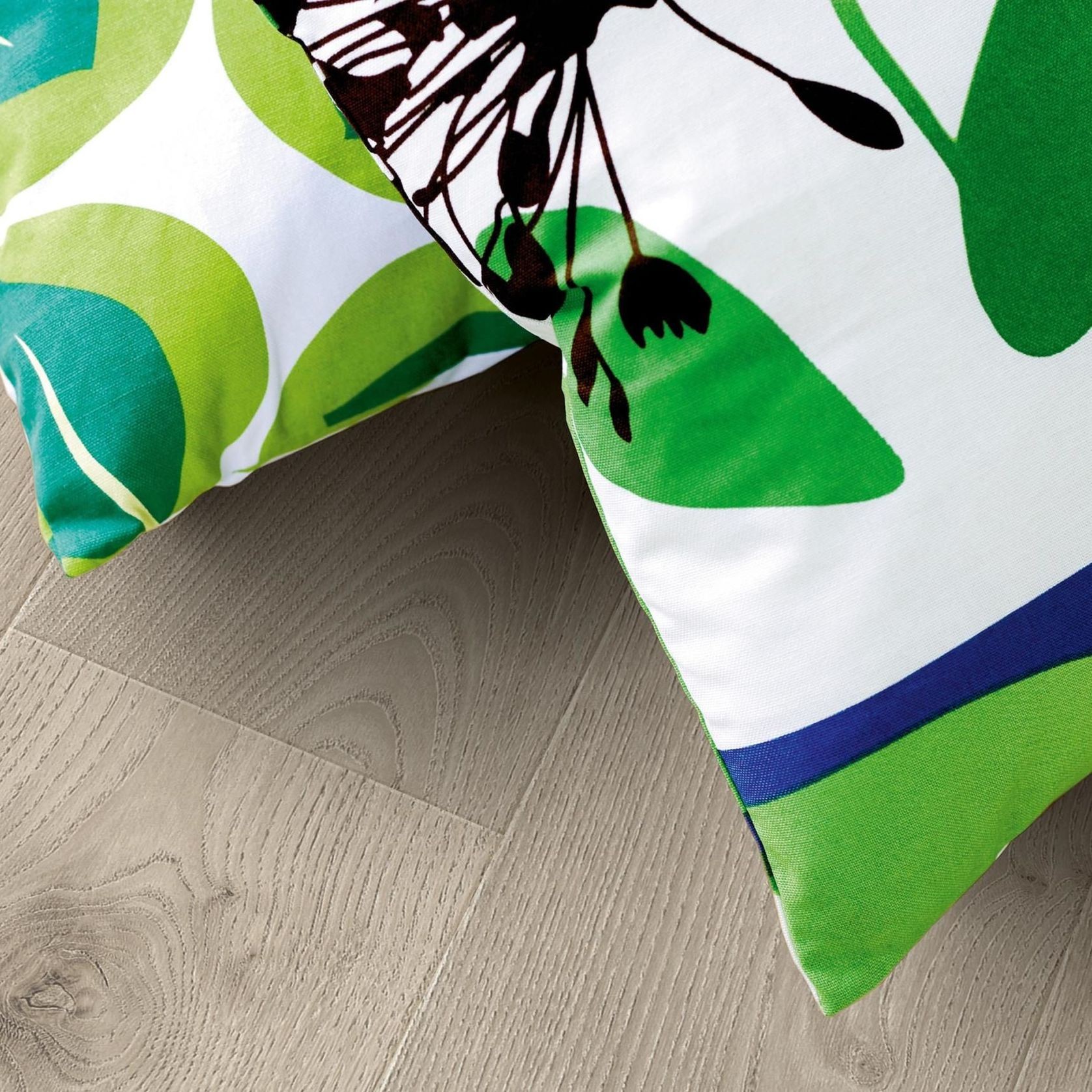 Pergo Arendal Vintage Grey Oak Laminate Flooring gallery detail image