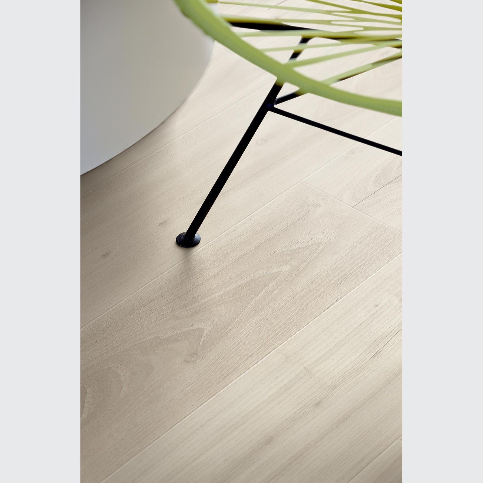Pergo Drammen White Gloom Oak Laminate Flooring gallery detail image