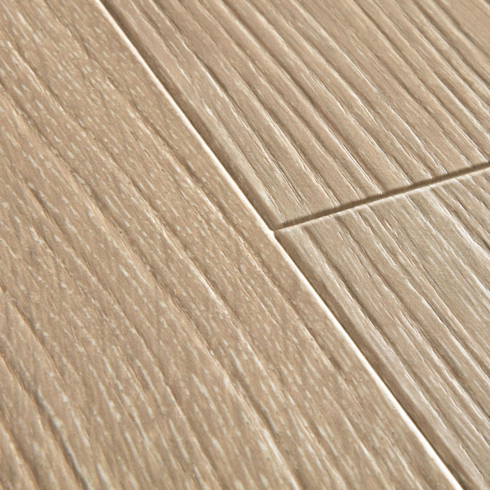 Quick-Step Majestic Valley Oak Light Brown Laminate Flooring gallery detail image