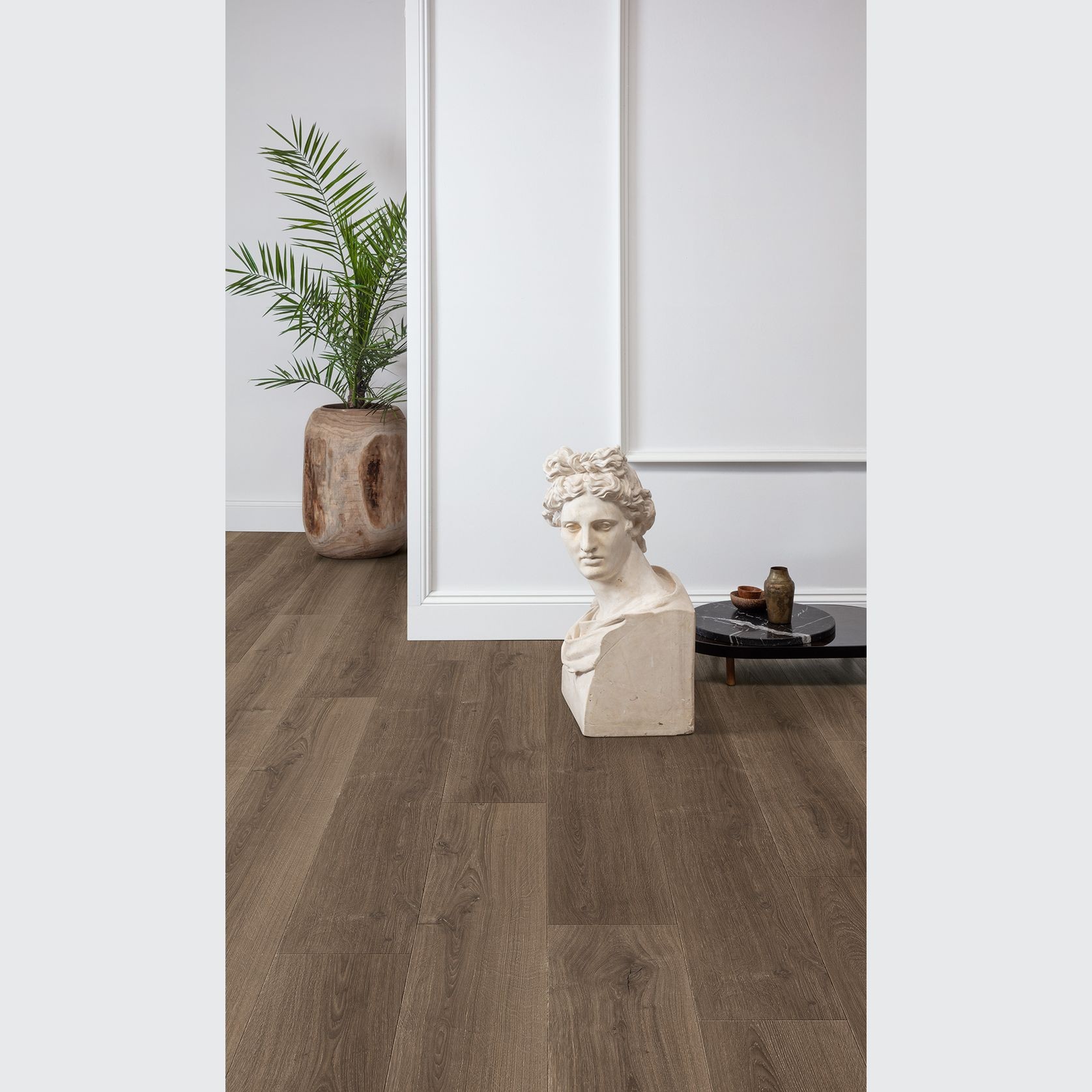 Quick-Step Perspective Nature Brushed Oak Brown Laminate Flooring gallery detail image