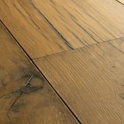 Quick-Step Perspective Nature Cracked Oak Natural Laminate Flooring gallery detail image