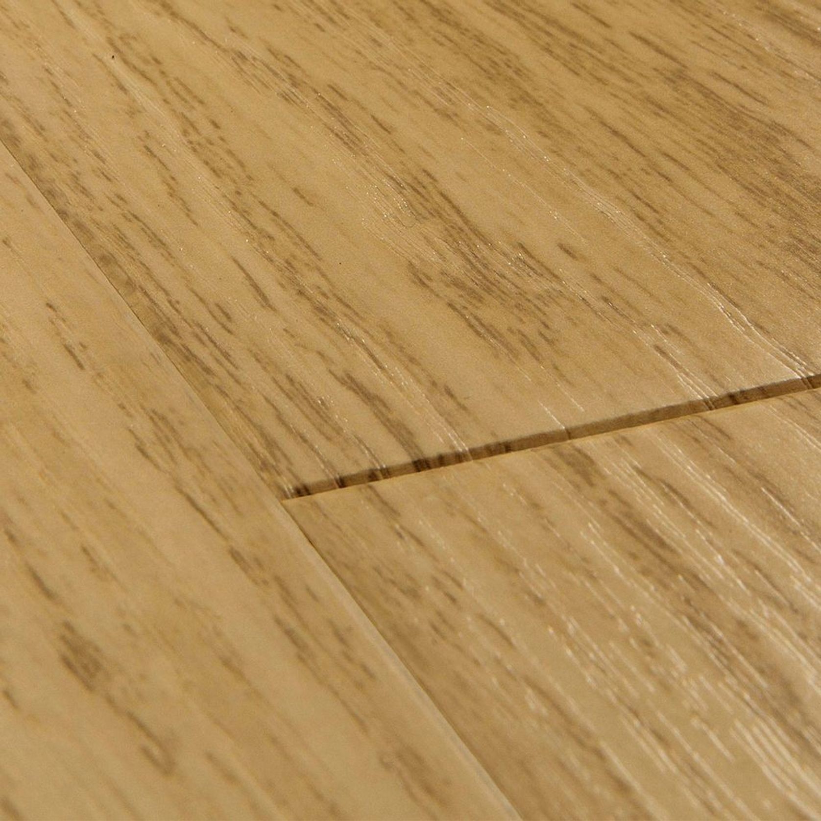 Quick-Step Impressive Natural Varnished Oak Laminate Flooring gallery detail image