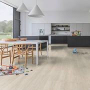 Quick-Step Majestic Valley Oak Light Beige Laminate Flooring gallery detail image