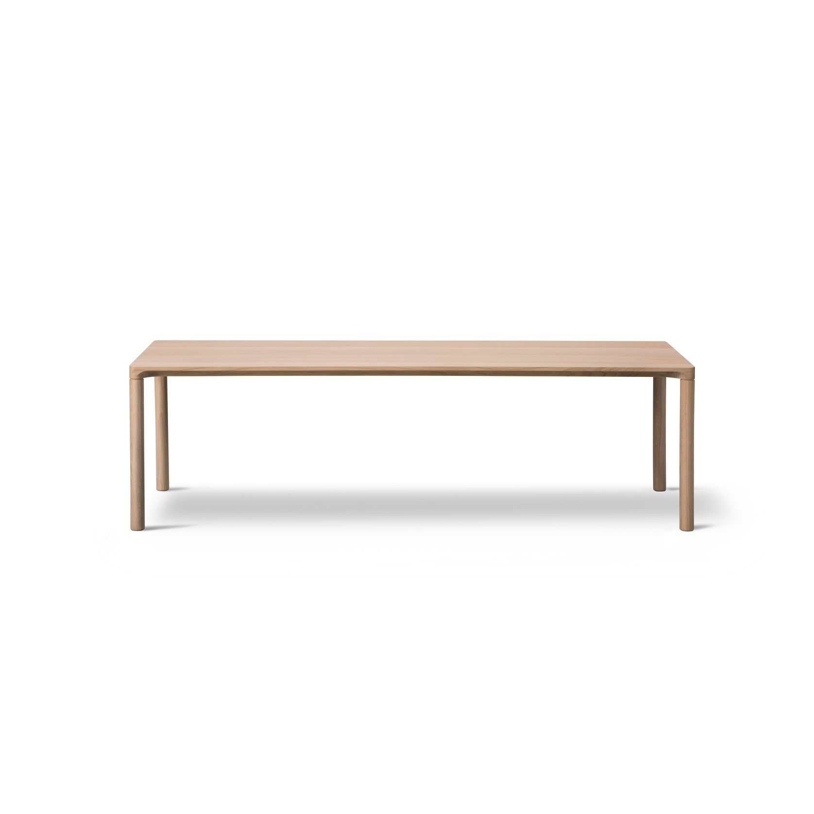 Piloti Table - Model 6715 by Fredericia gallery detail image