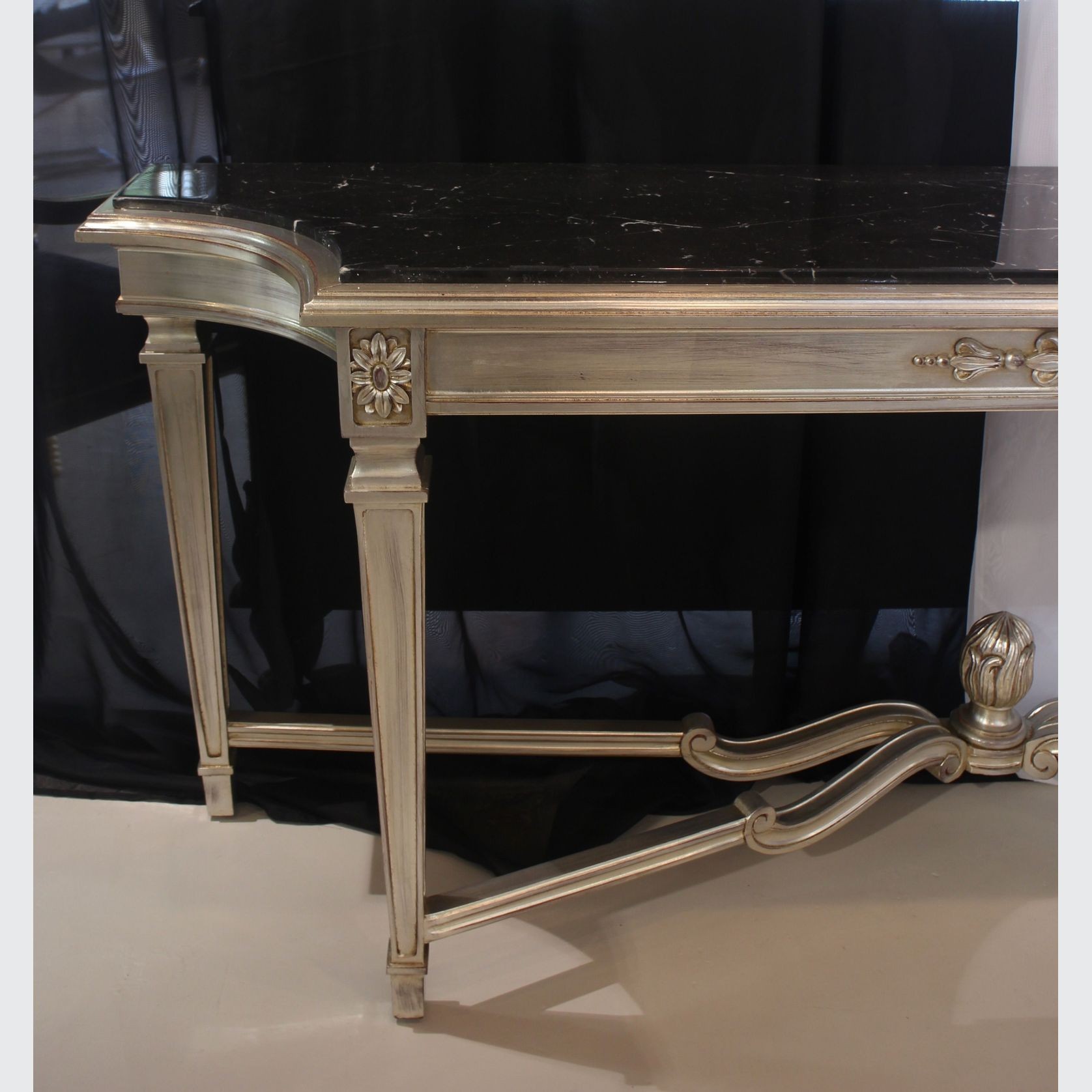 159 Console gallery detail image