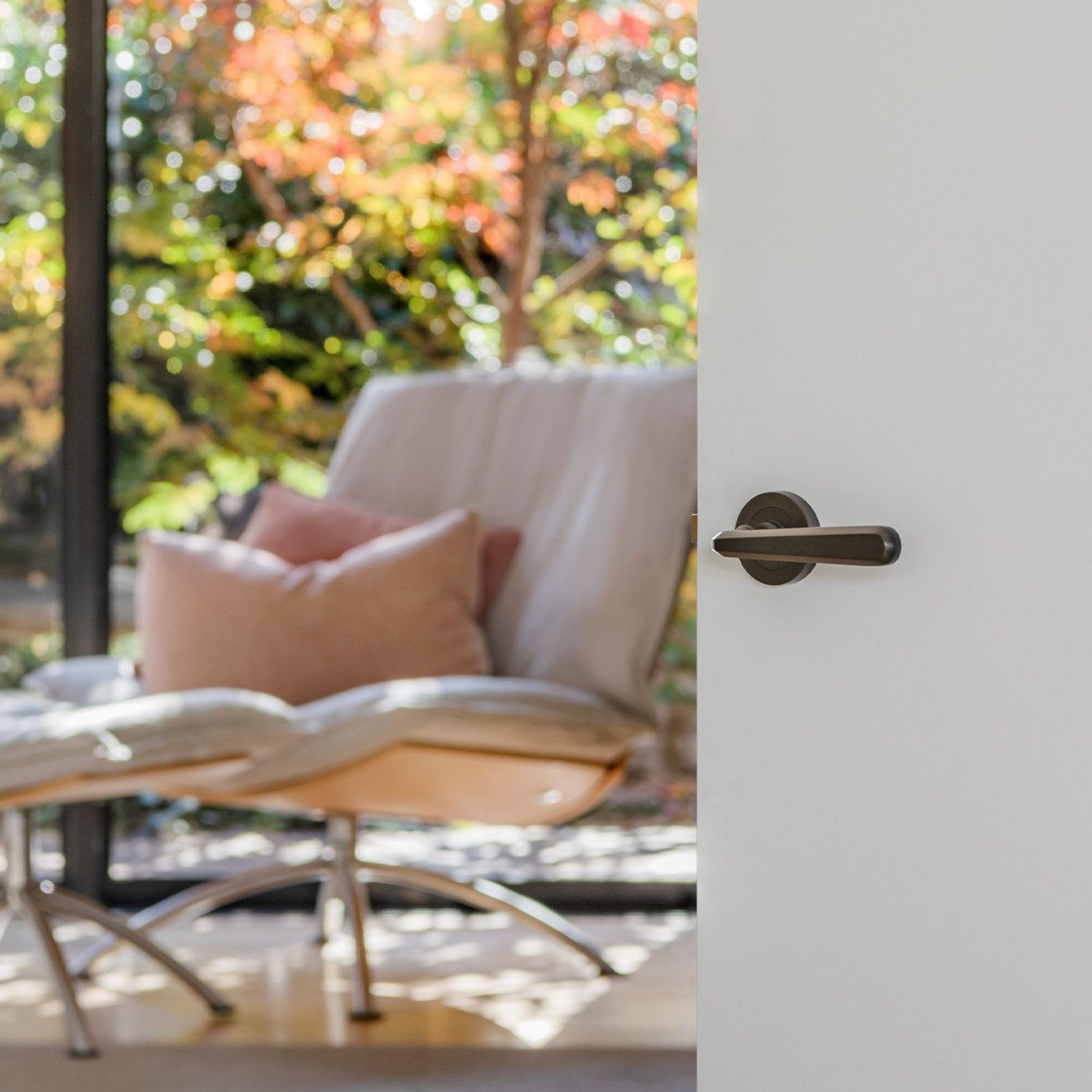 Iver Copenhagen Door Lever Handle on Round Rose gallery detail image