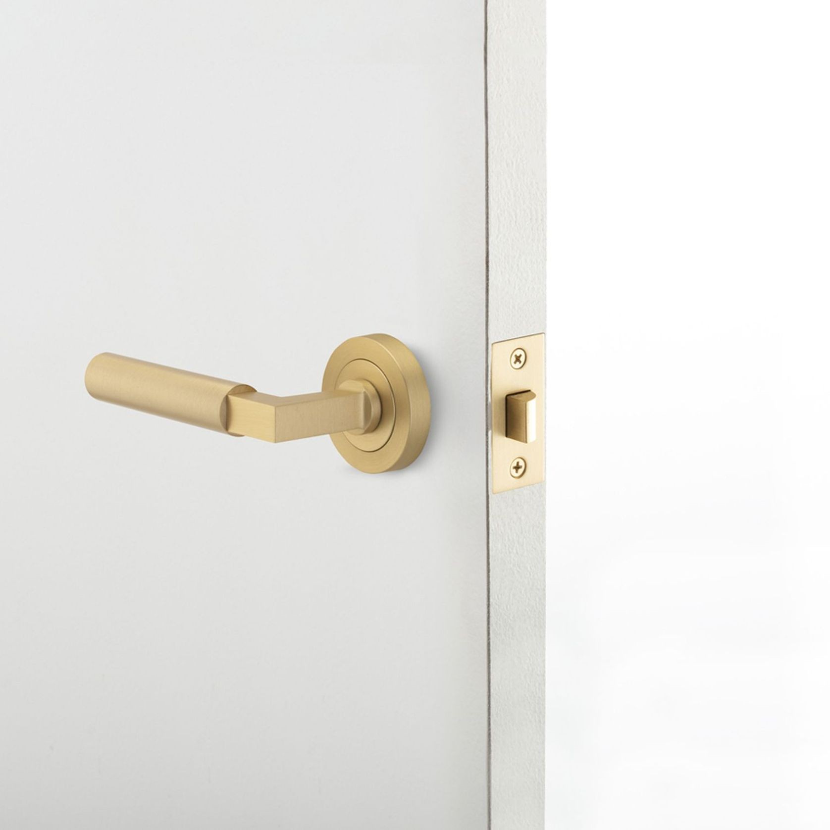 Iver Berlin Door Lever Handle on Round Rose Passage gallery detail image