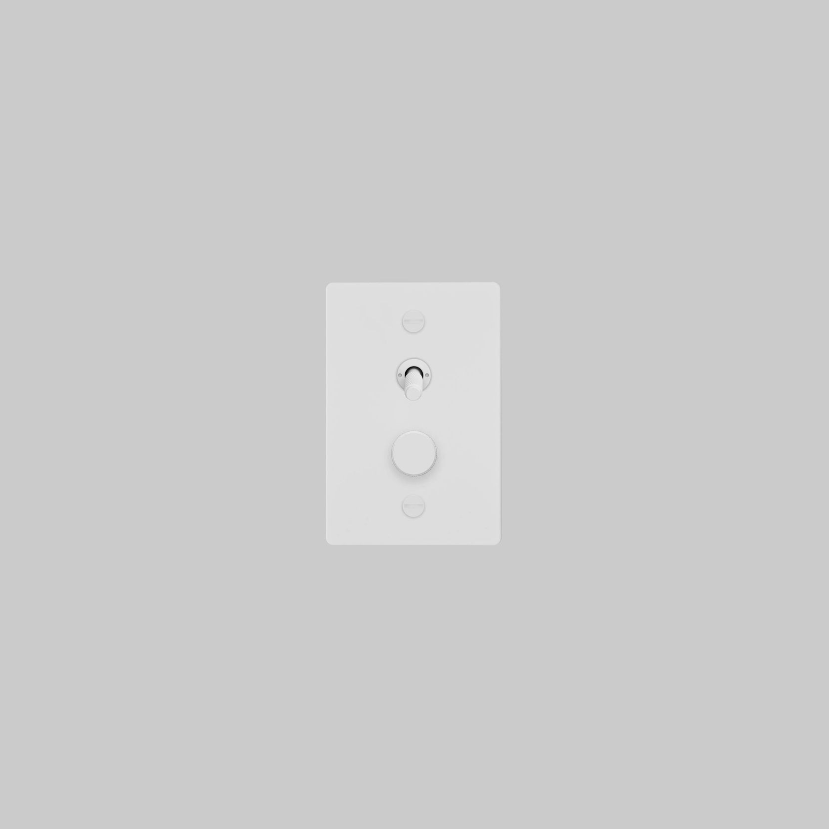 2G Toggle + Dimmer | Vertical | Cross gallery detail image