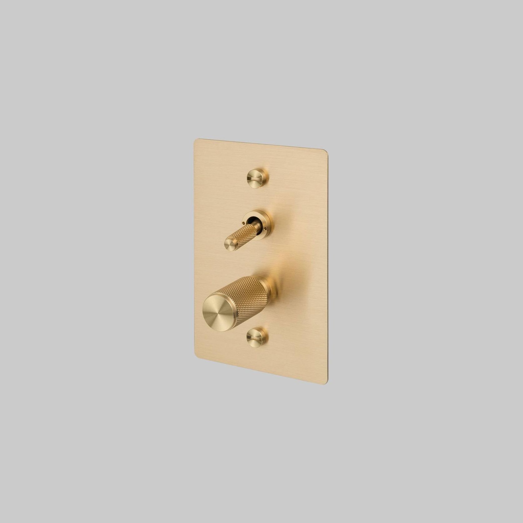 2G Toggle + Dimmer | Vertical | Cross gallery detail image