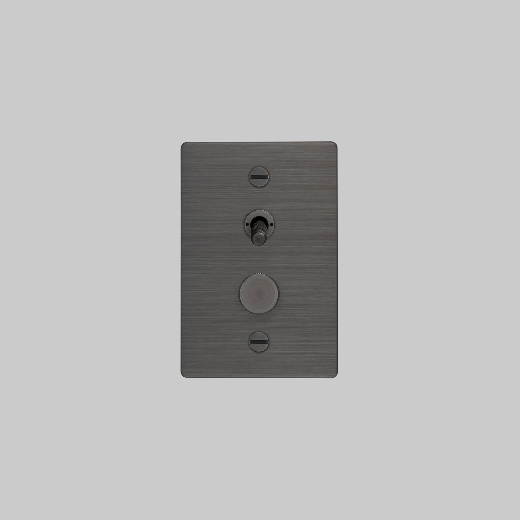 2G Toggle + Dimmer | Vertical | Cross gallery detail image