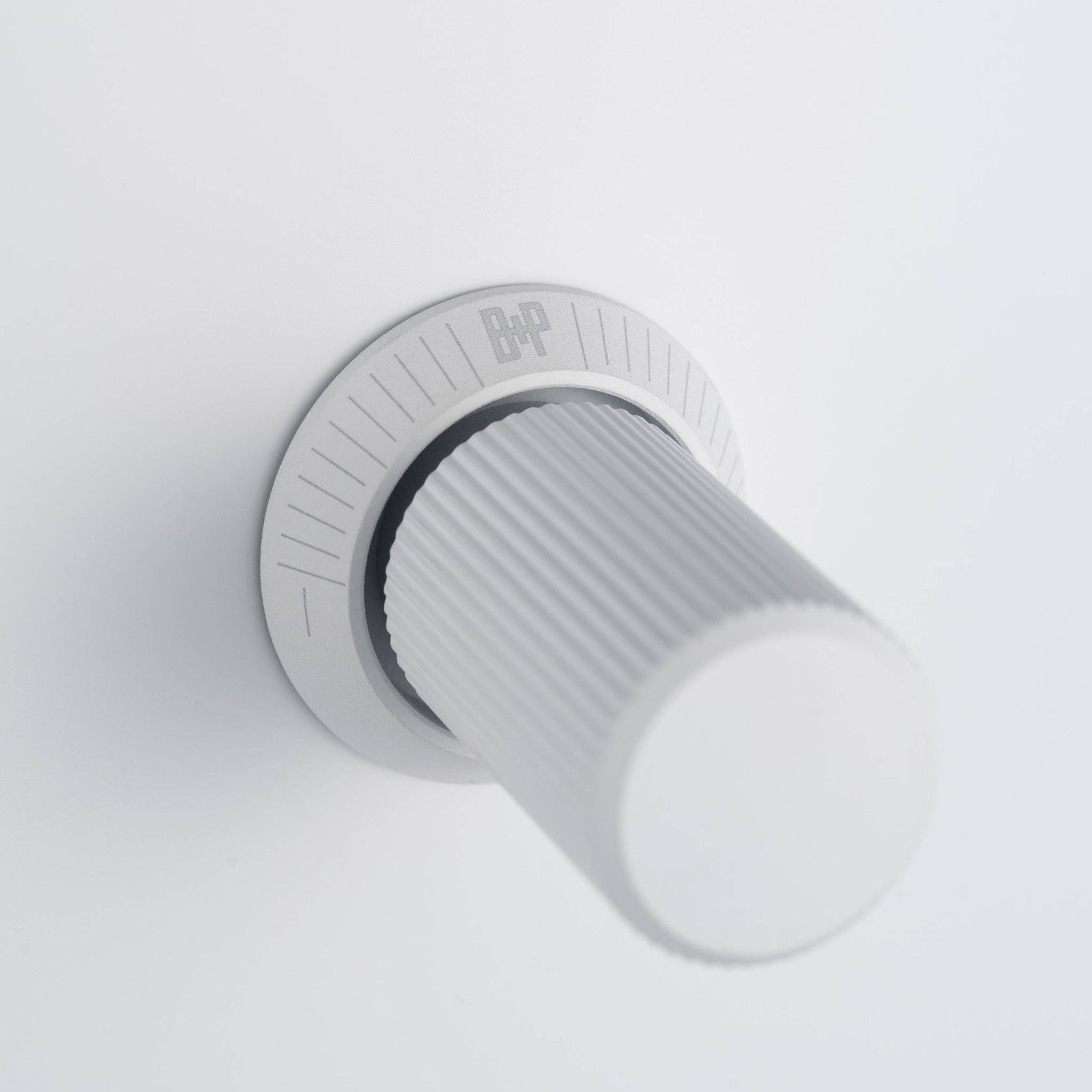 2G Toggle + Dimmer | Vertical | Linear gallery detail image