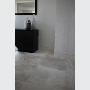 Perlino Bianco Cross Cut Limestone gallery detail image