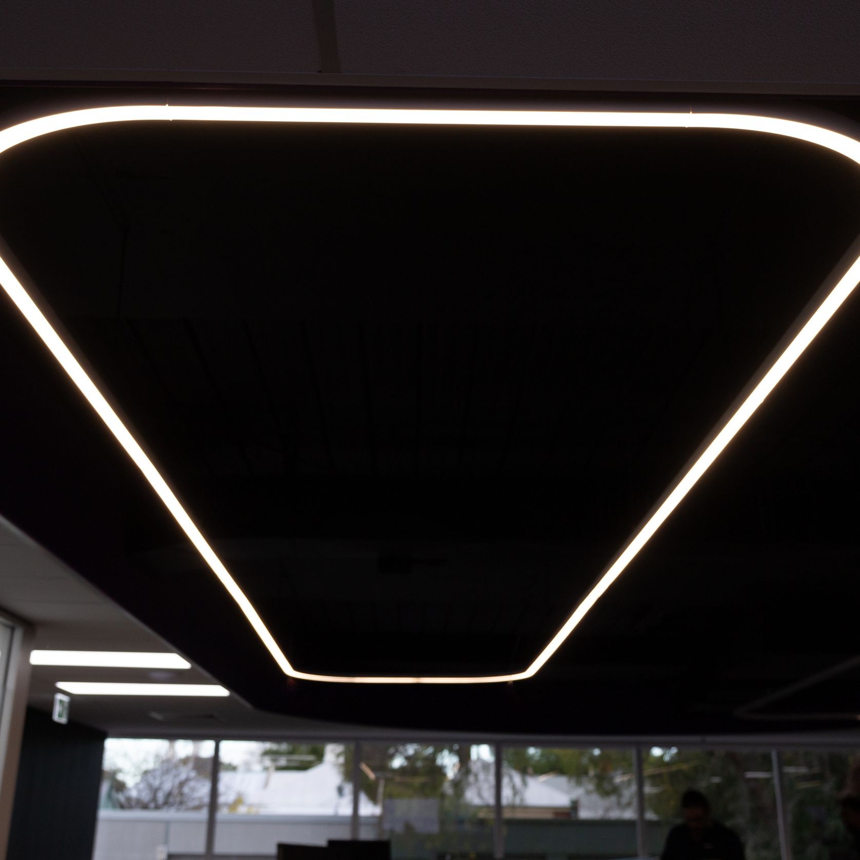 Arco Straight Linear Light gallery detail image