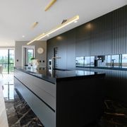 Linear gallery detail image