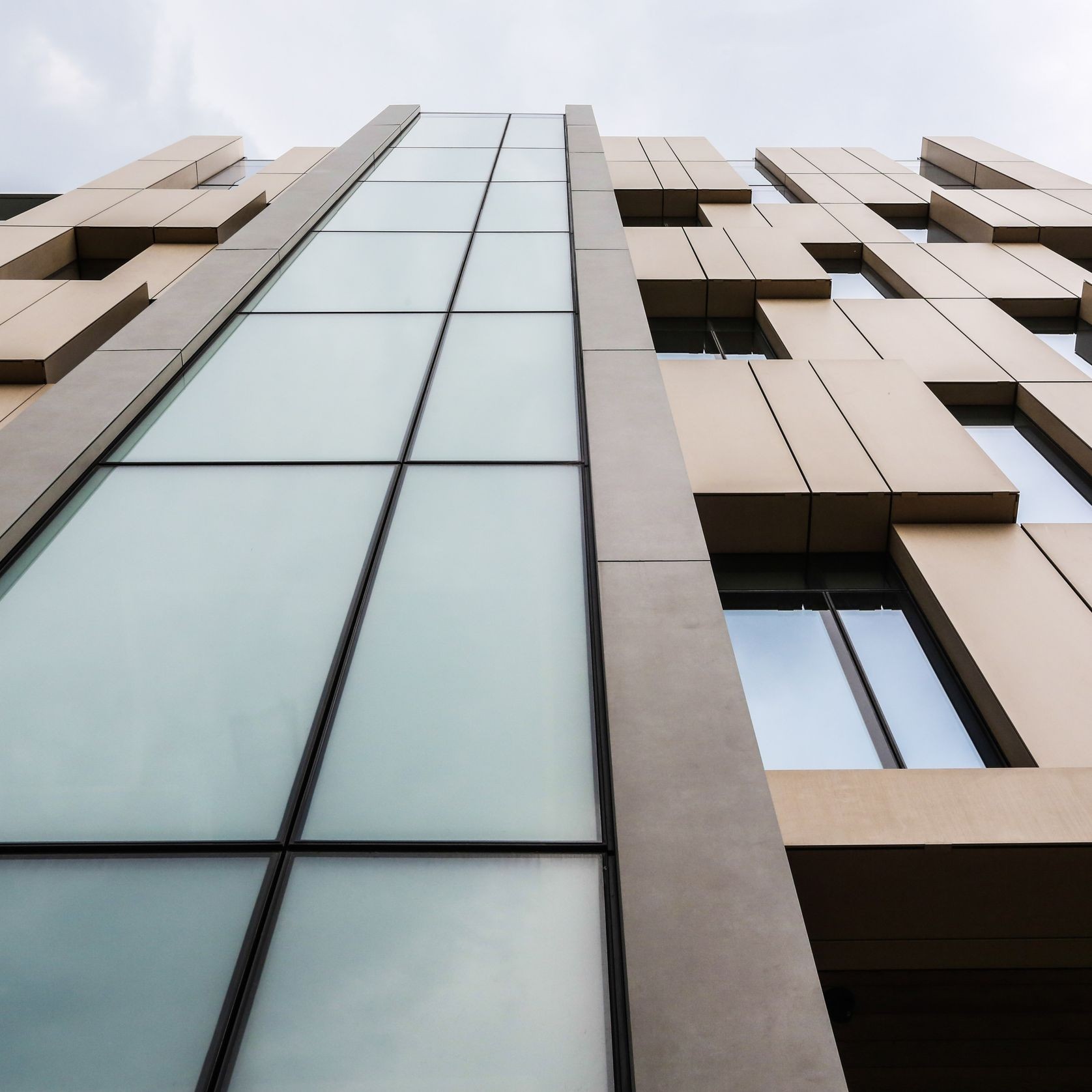 Large Format Porcelain gallery detail image