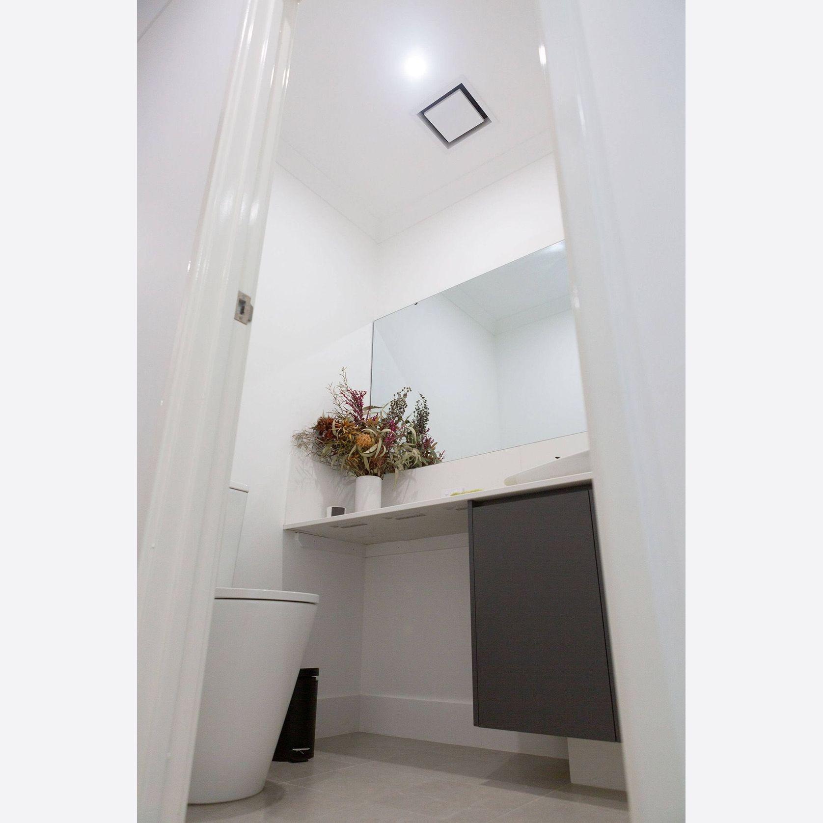 Silent Exhaust Fan - BRW652 gallery detail image