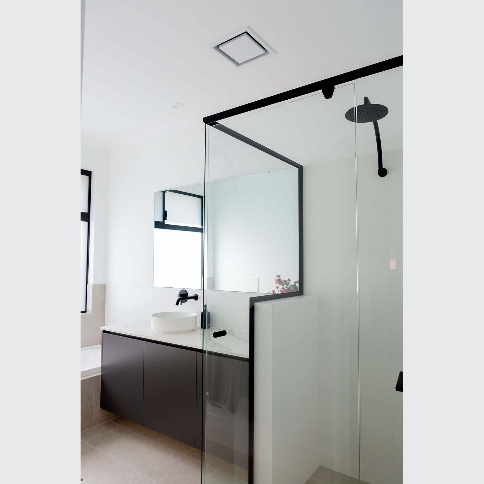 Silent Exhaust Fan - BRW650 gallery detail image