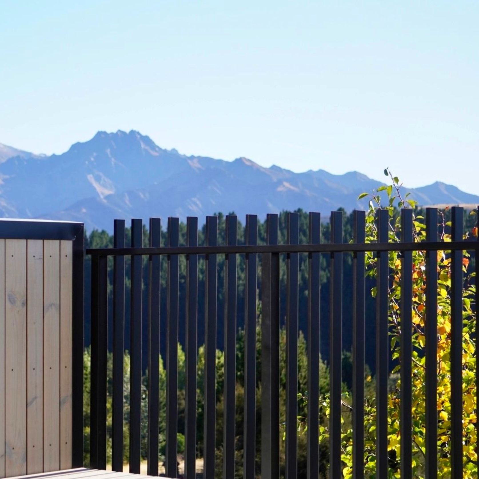 Henley Fin Style Balustrade gallery detail image