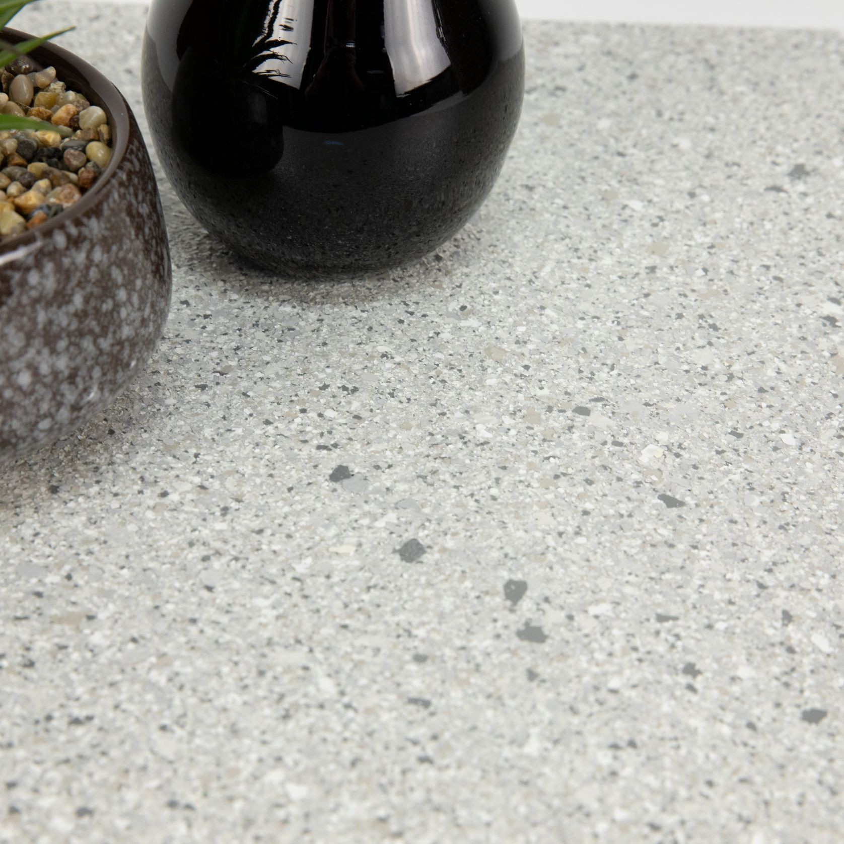 Dulux Avista Natural Stone Look Flakes gallery detail image