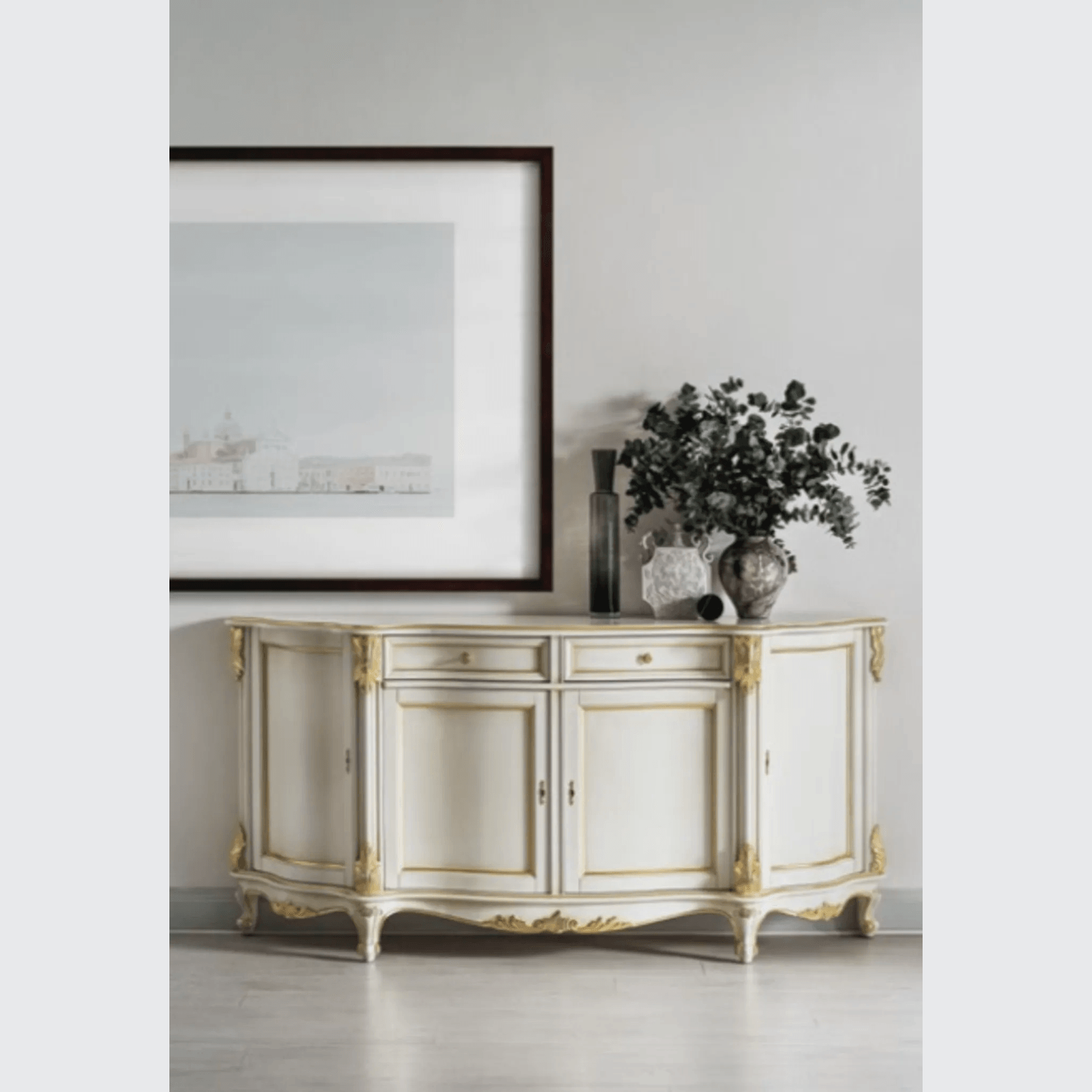 18221 Sideboard gallery detail image