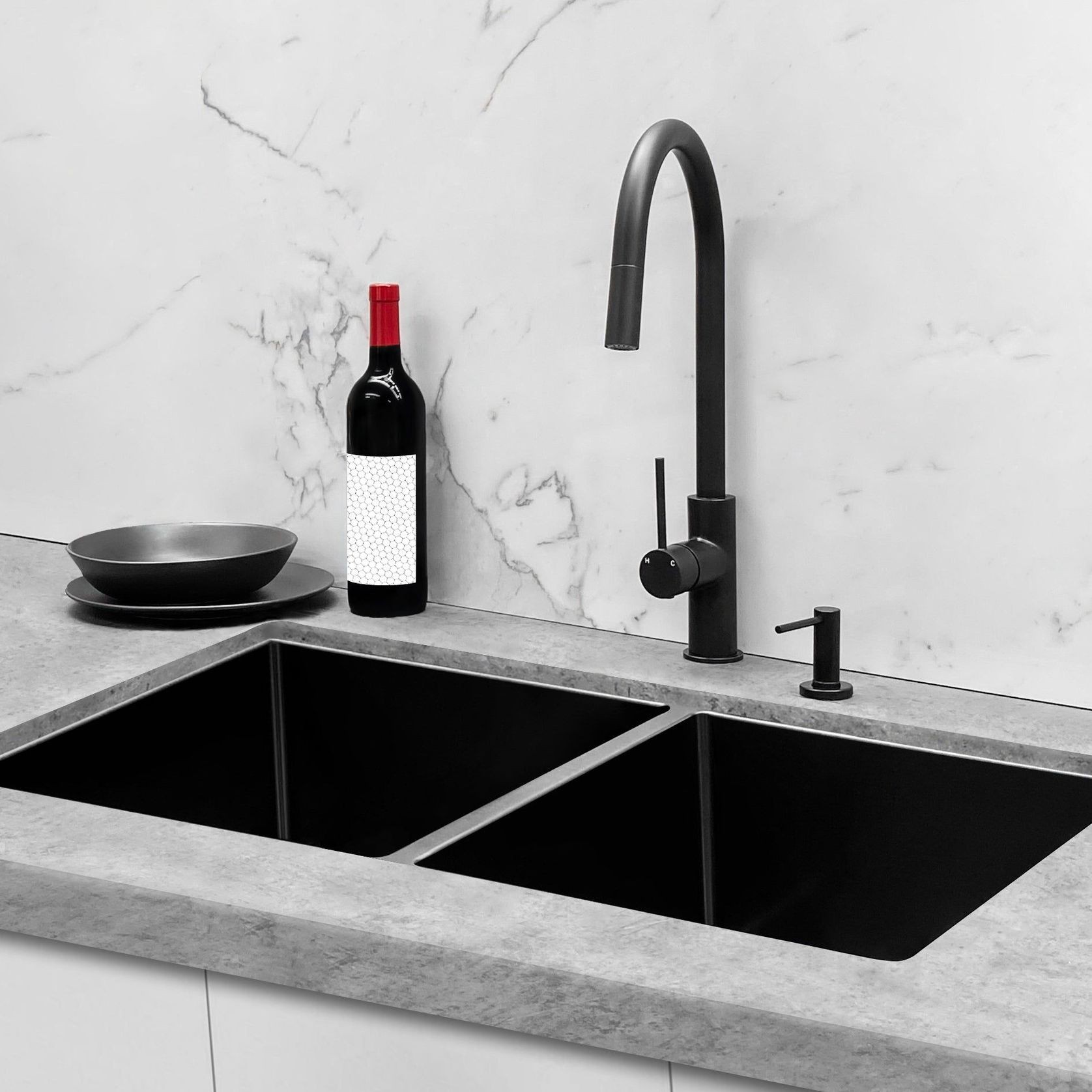 Round Piccola Pull Out Kitchen Mixer Tap - Matte Black gallery detail image