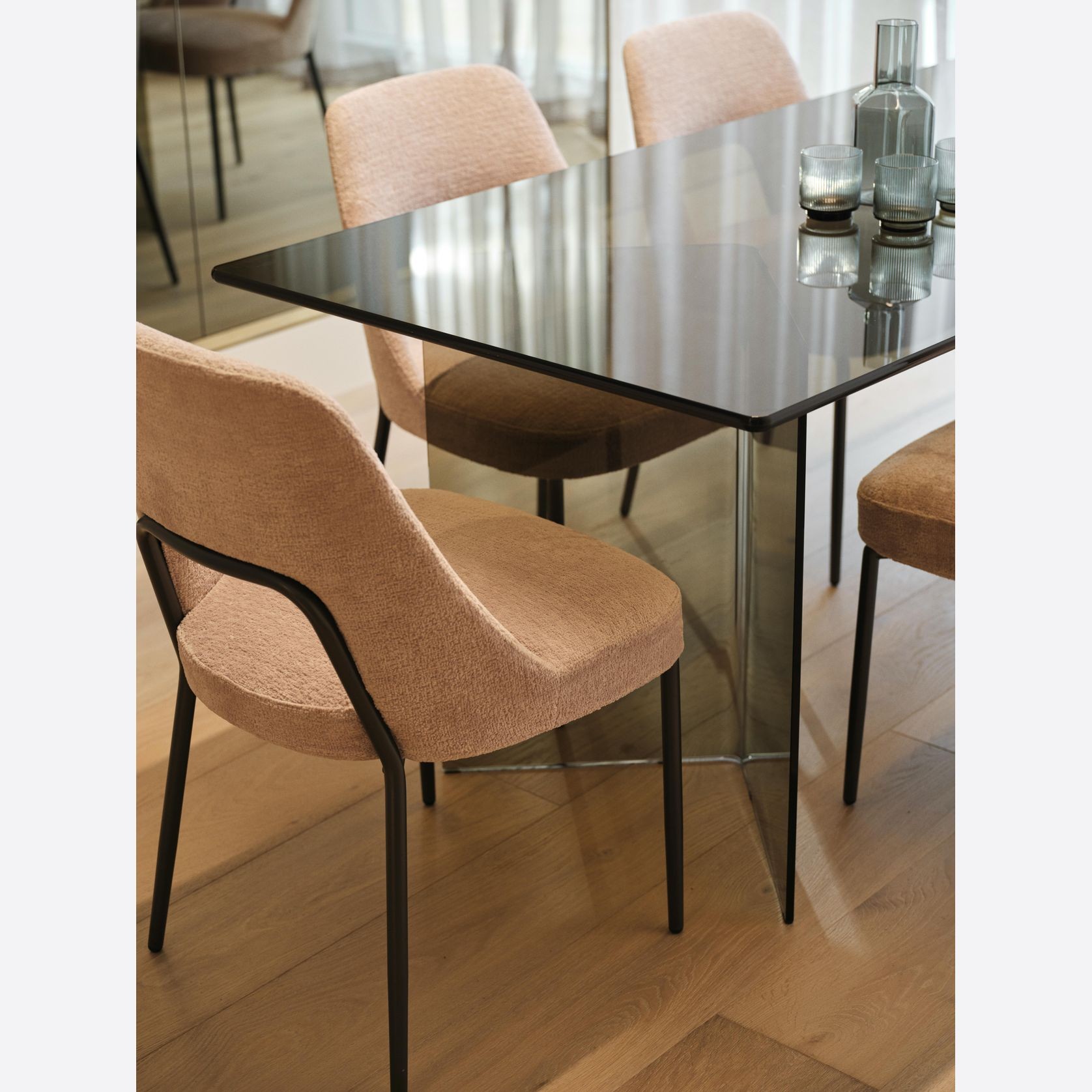 Joyce Dining Chair By Flexform gallery detail image