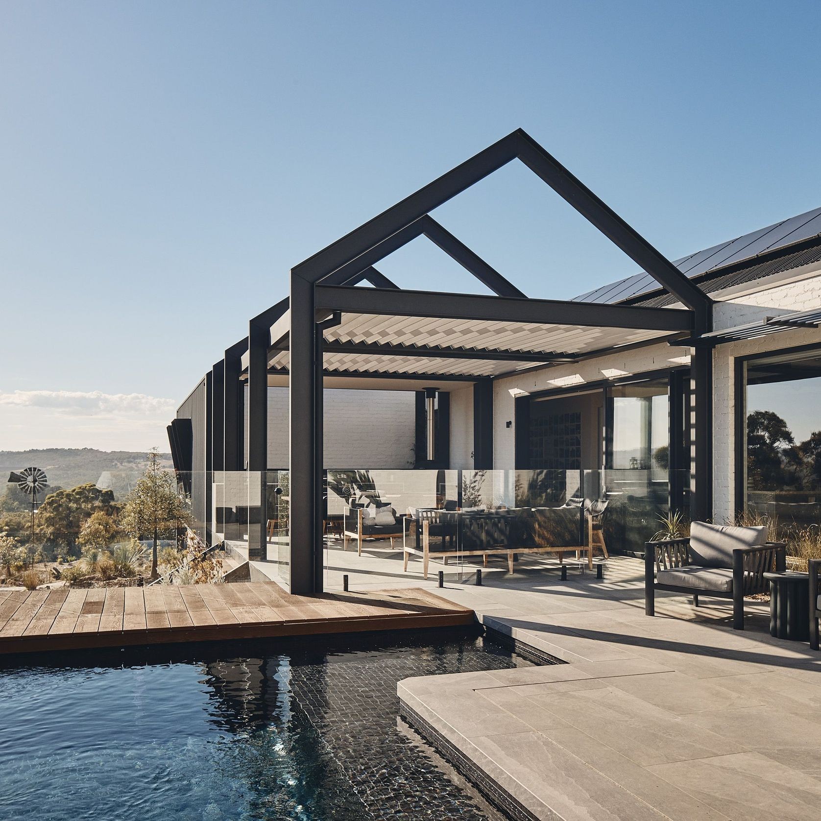 200 Suburban Opening Roof gallery detail image