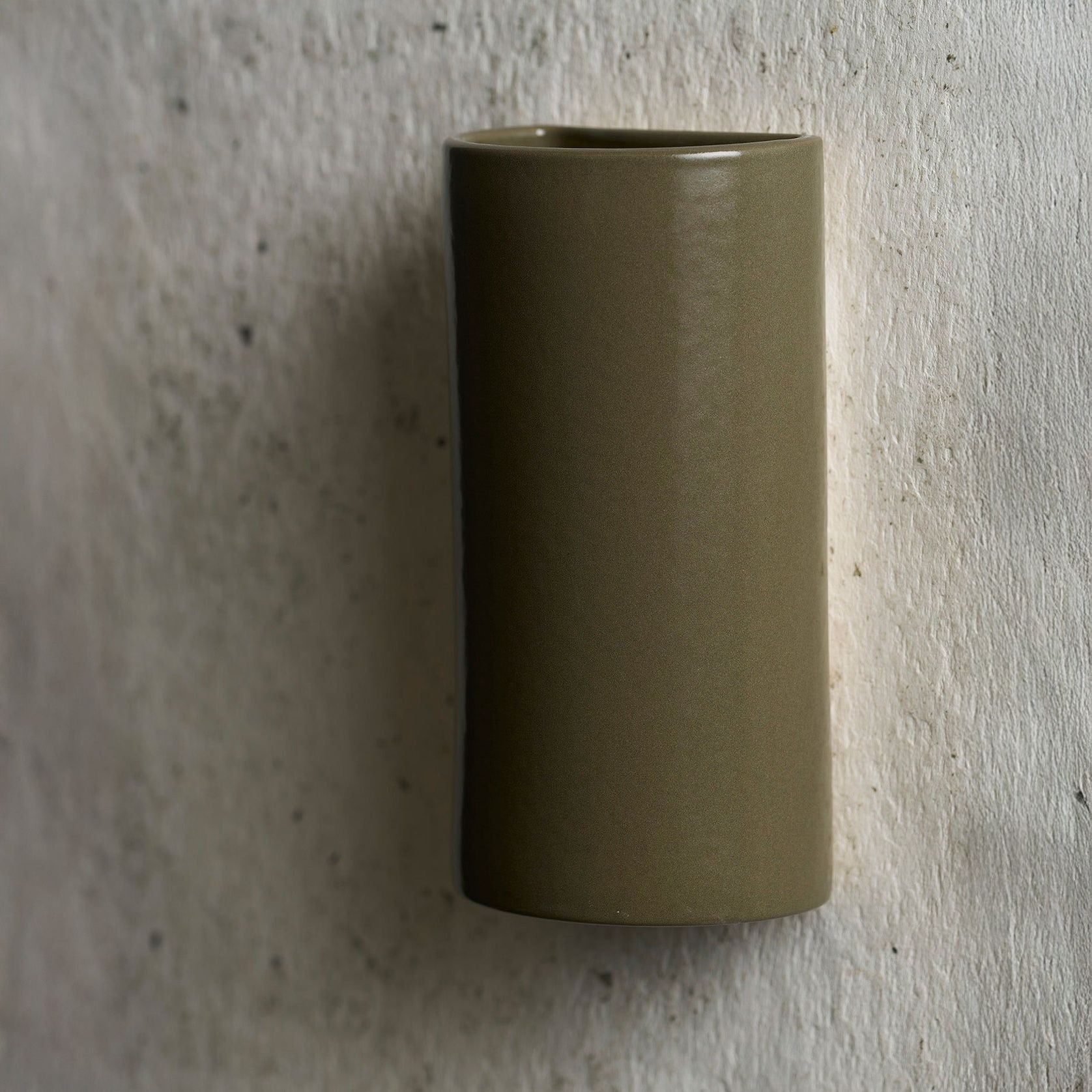 Ceramic Curve Wall Light gallery detail image