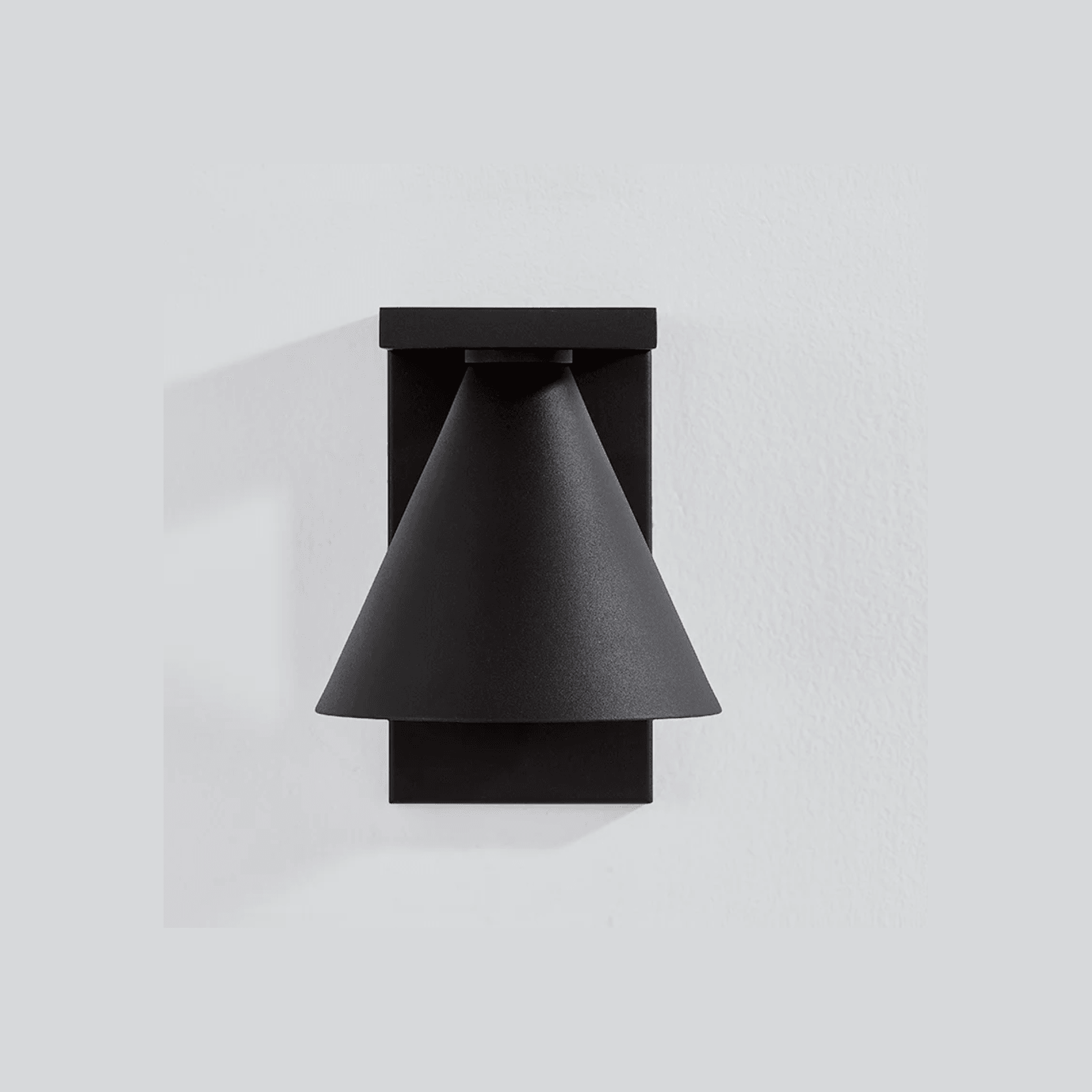 Tovan 1 Light Outdoor Wall Sconce - Large In Textured Black gallery detail image