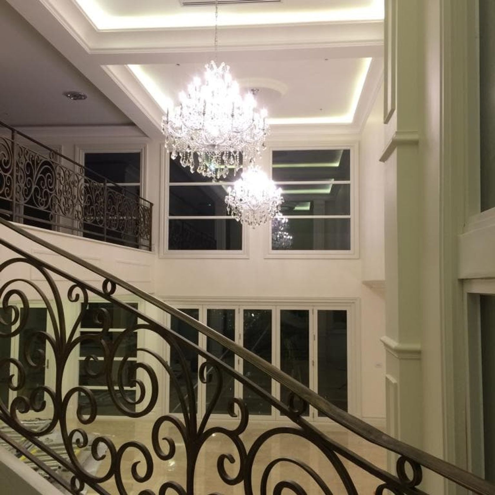 Maria Theresa Crystal Chandelier Grande 28 Light - Chrome gallery detail image