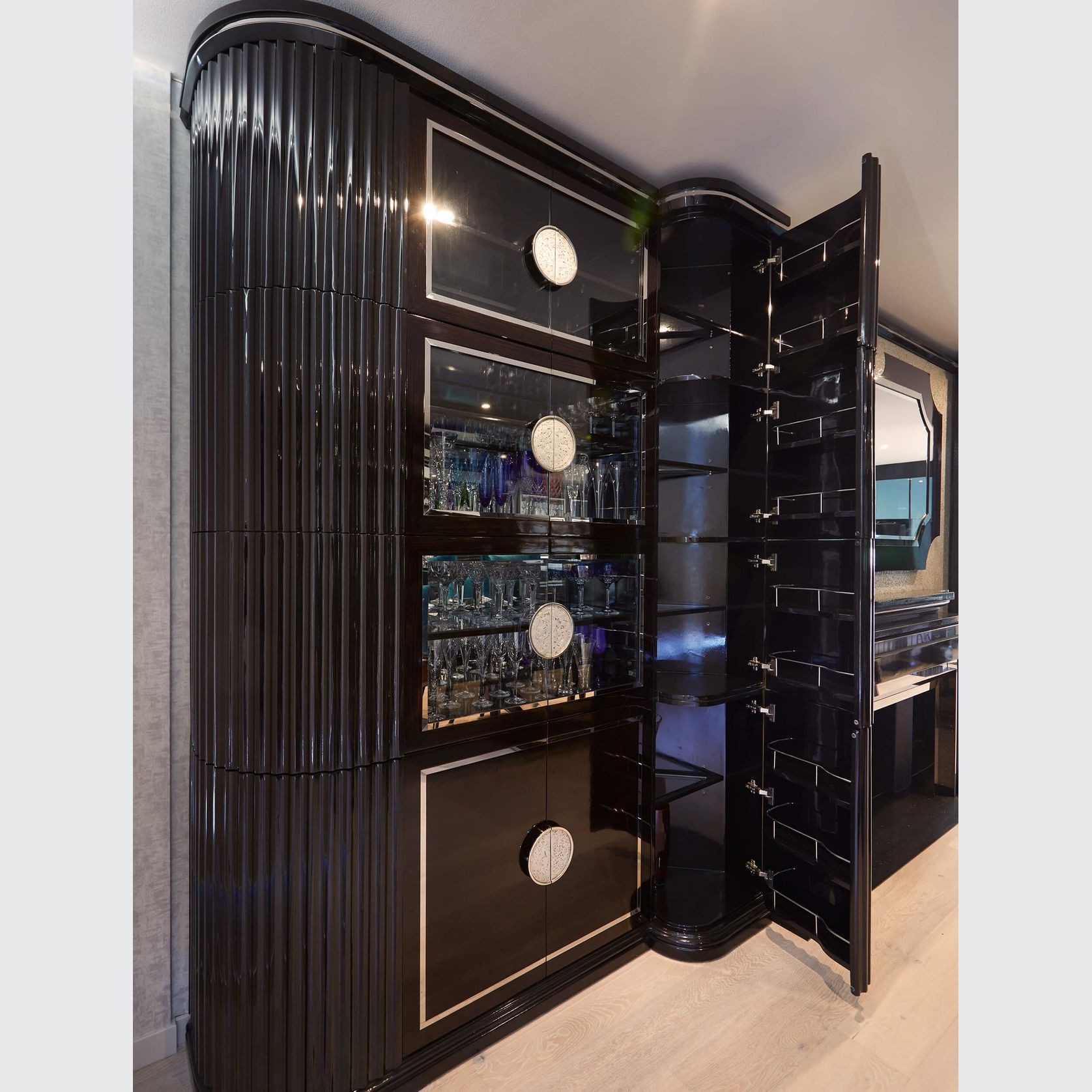 Grand Curved Wall Unit gallery detail image