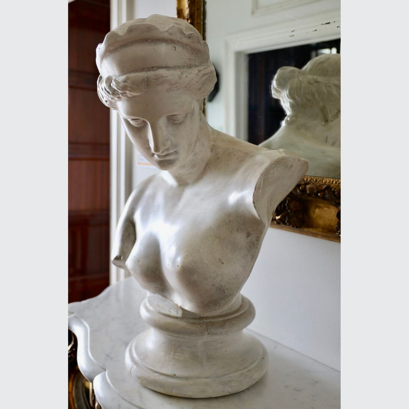 English Mid Century Plaster Bust Of Venus Of Capua gallery detail image