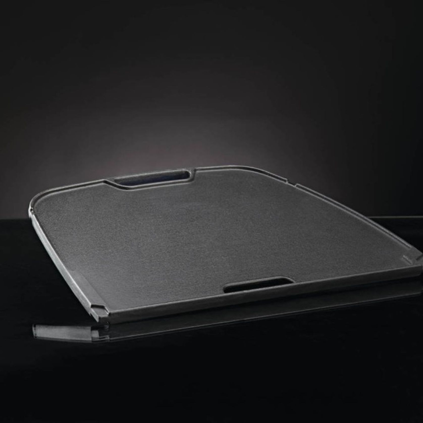 Cast Iron Reversible Griddle for all TravelQ™ 285 Series gallery detail image
