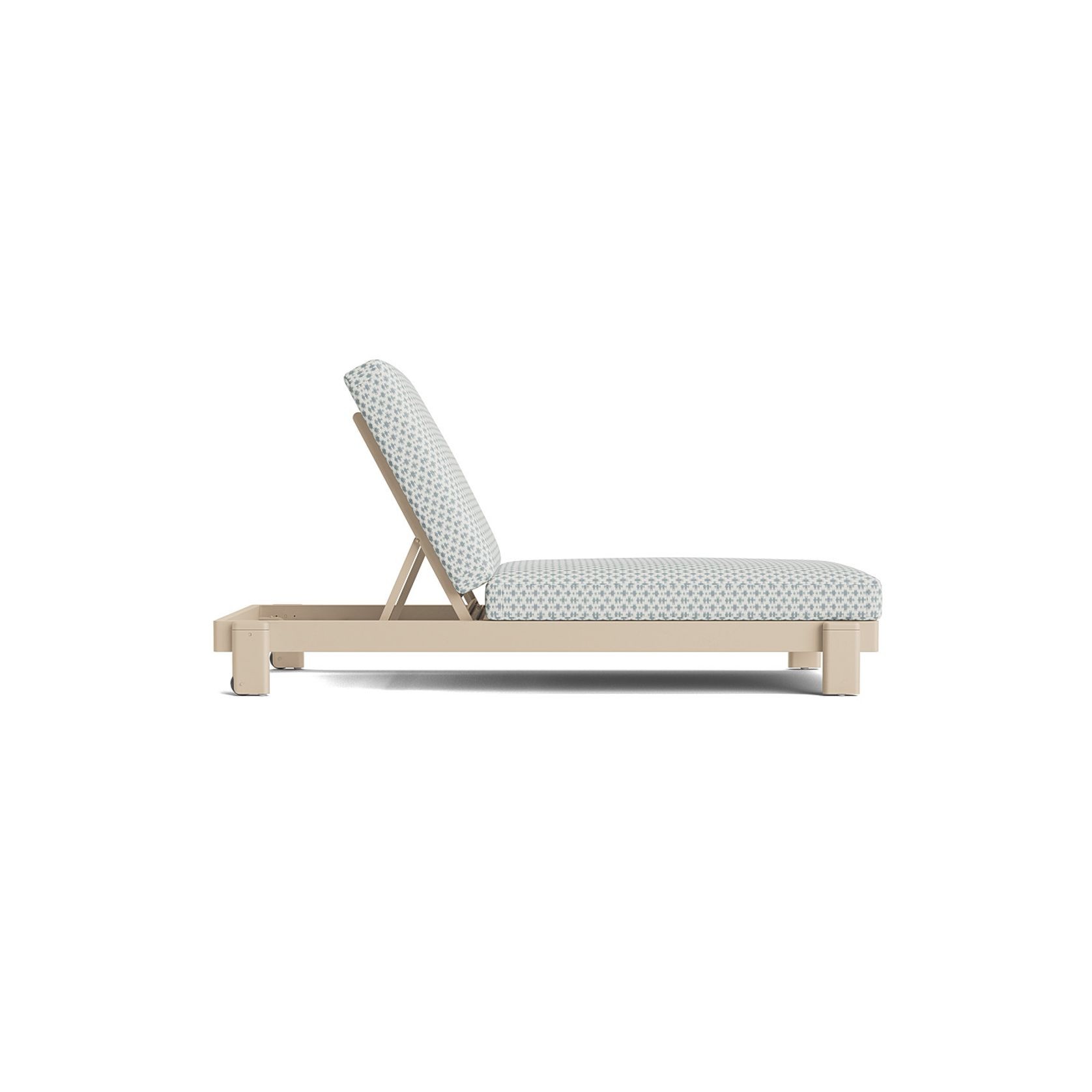 Luca Chaise gallery detail image