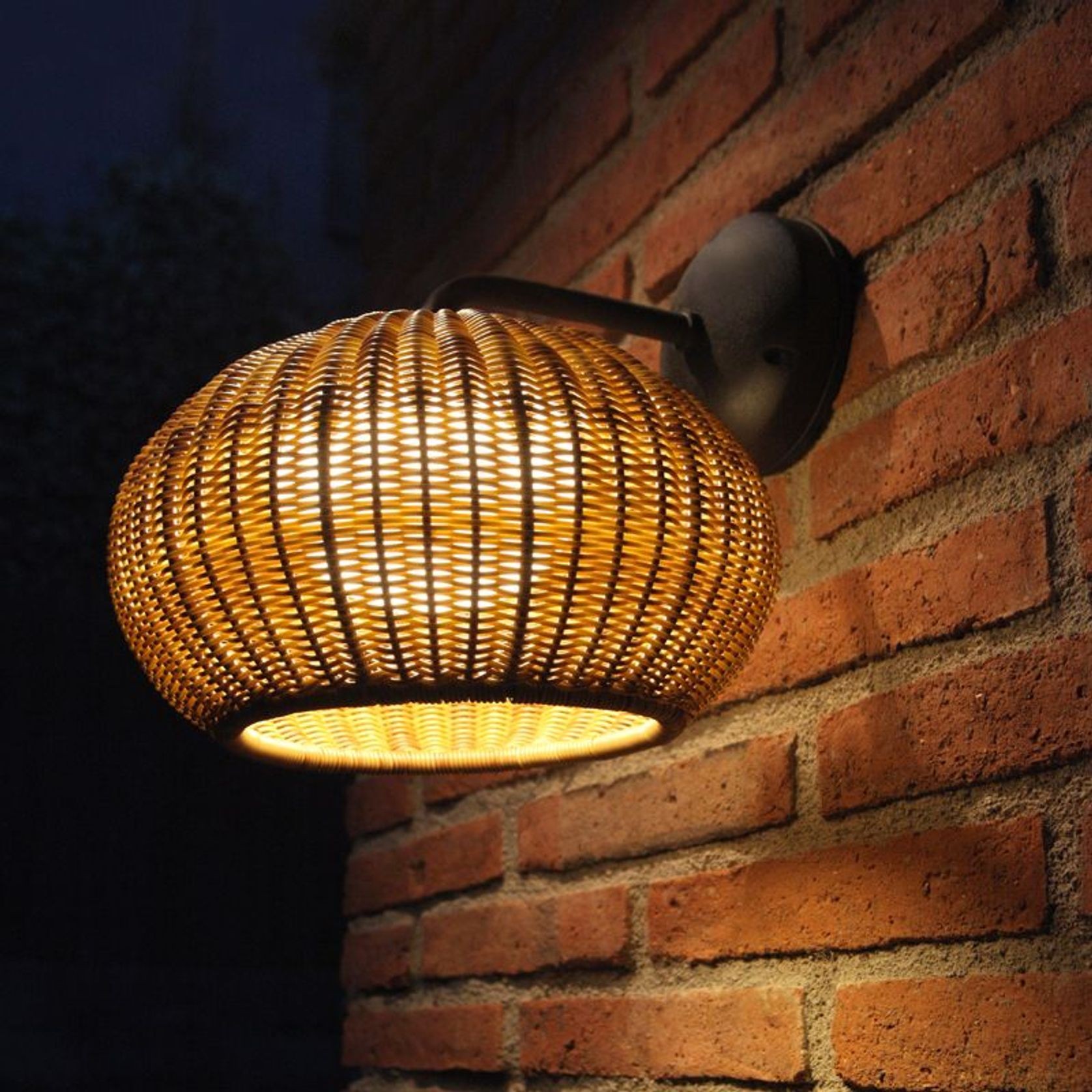 Garota A01 Wall Light gallery detail image