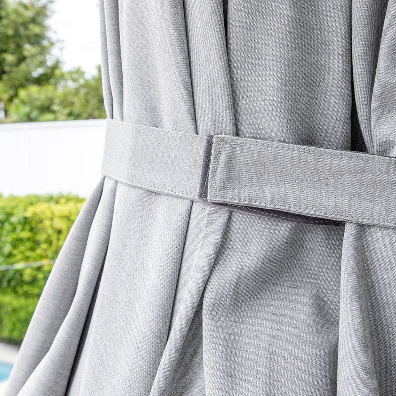 Alabaster 3m Square Cantilever Umbrella gallery detail image