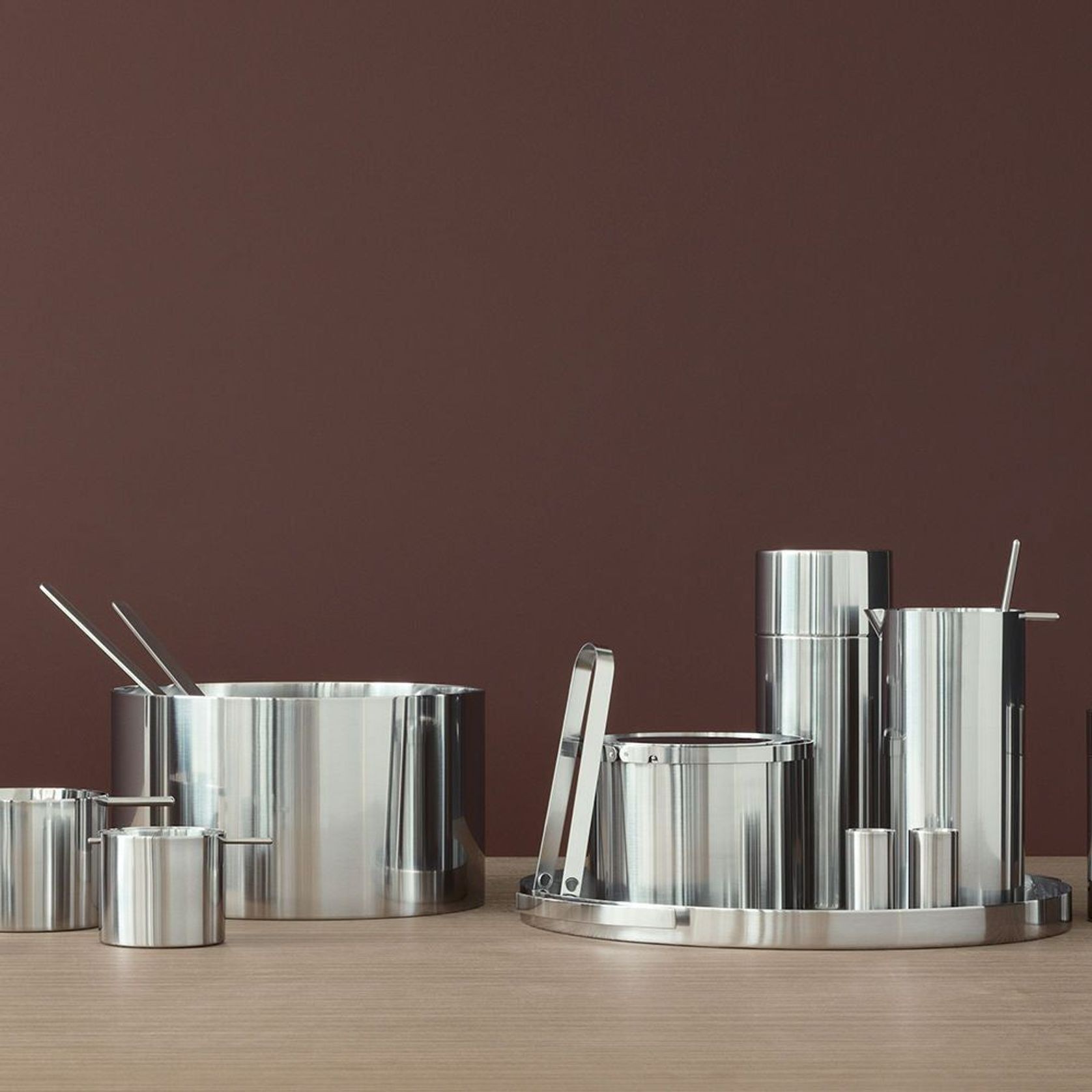 Stelton | Arne Jacobsen Cylinda Line | Salad Bowl gallery detail image